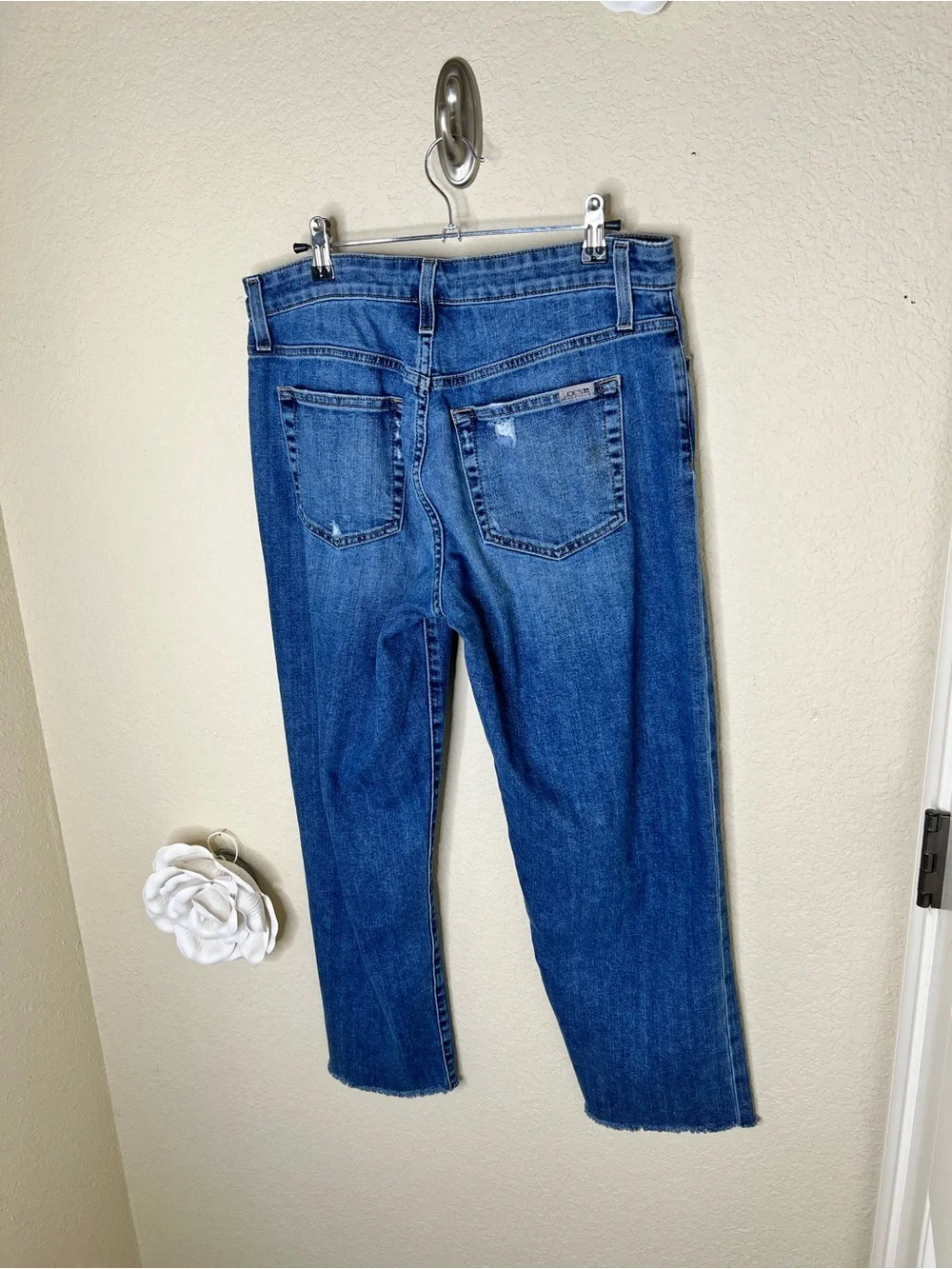 NTM: Joe’s Jeans Size 29 Cropped Straight Kick Flare Raw Hem Distressed Jeans